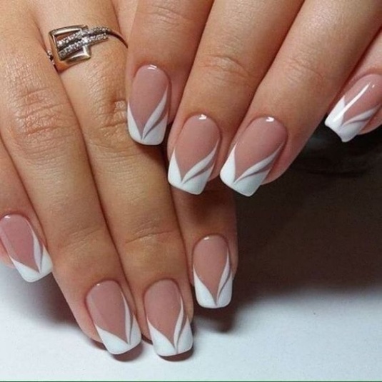 designs on french nails Niche Utama 2  Stunning minimal French Nail Art designs that are stylish yet