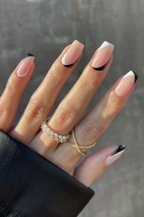 Niche Utama 2  Best Nail Trends 23: A Look At The Trending Colors And Nail