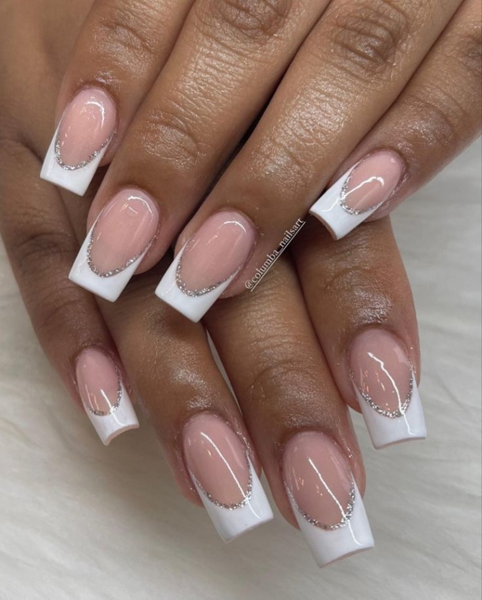 Niche Utama 2 French Nails