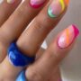 Niche Utama 2 Gorgeous Nail Designs To Celebrate The Season : Colorful
