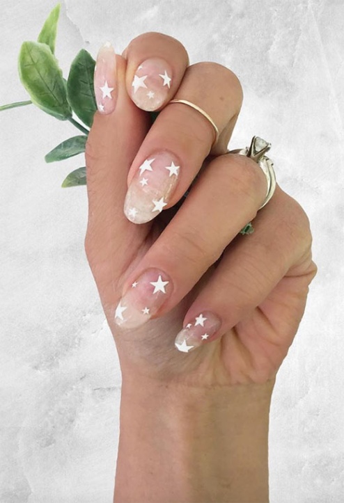 Niche Utama 2  Magical Star Nails To Spark Your Dreamer's Imagination