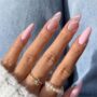 Niche Utama 2  Playful Pink Nail Art Designs For Every Occasion : Shimmery