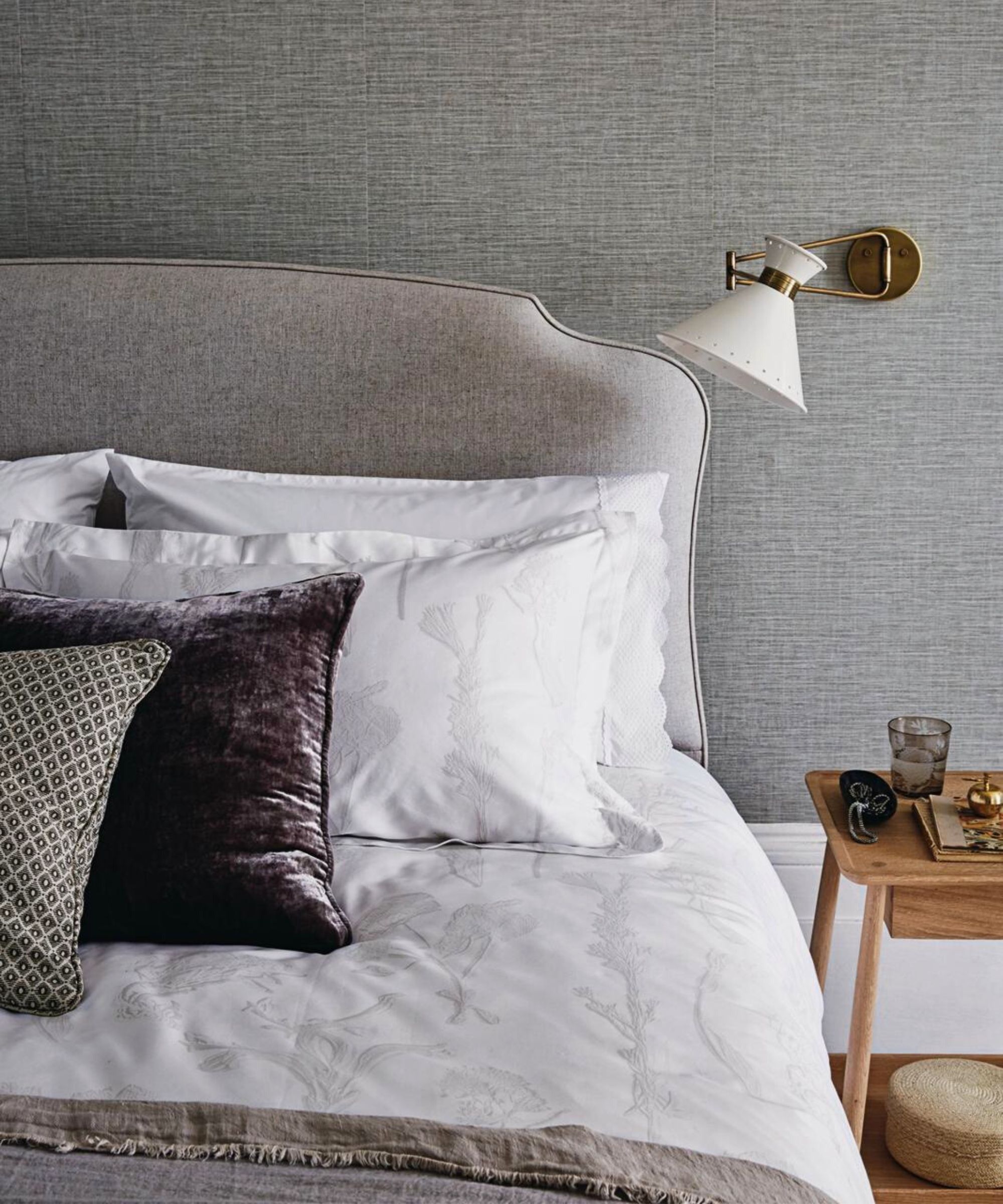 Grey Bedroom Ideas: A Guide to Creating a Relaxing and Stylish Space