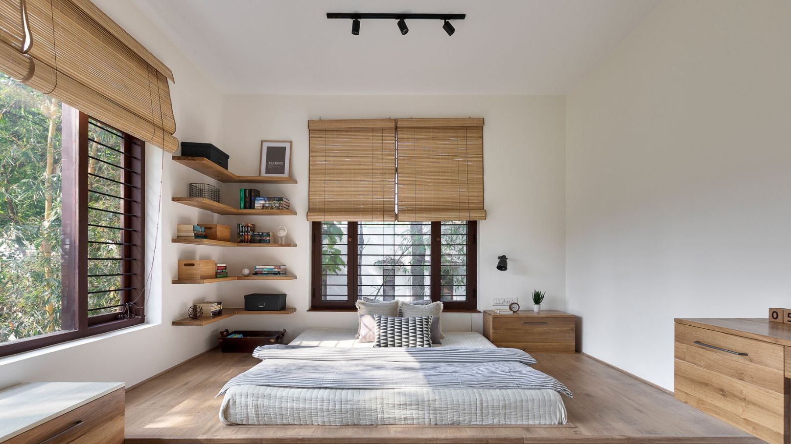 Minimalist Bedroom Interior: Designing a Space of Simplicity and Serenity