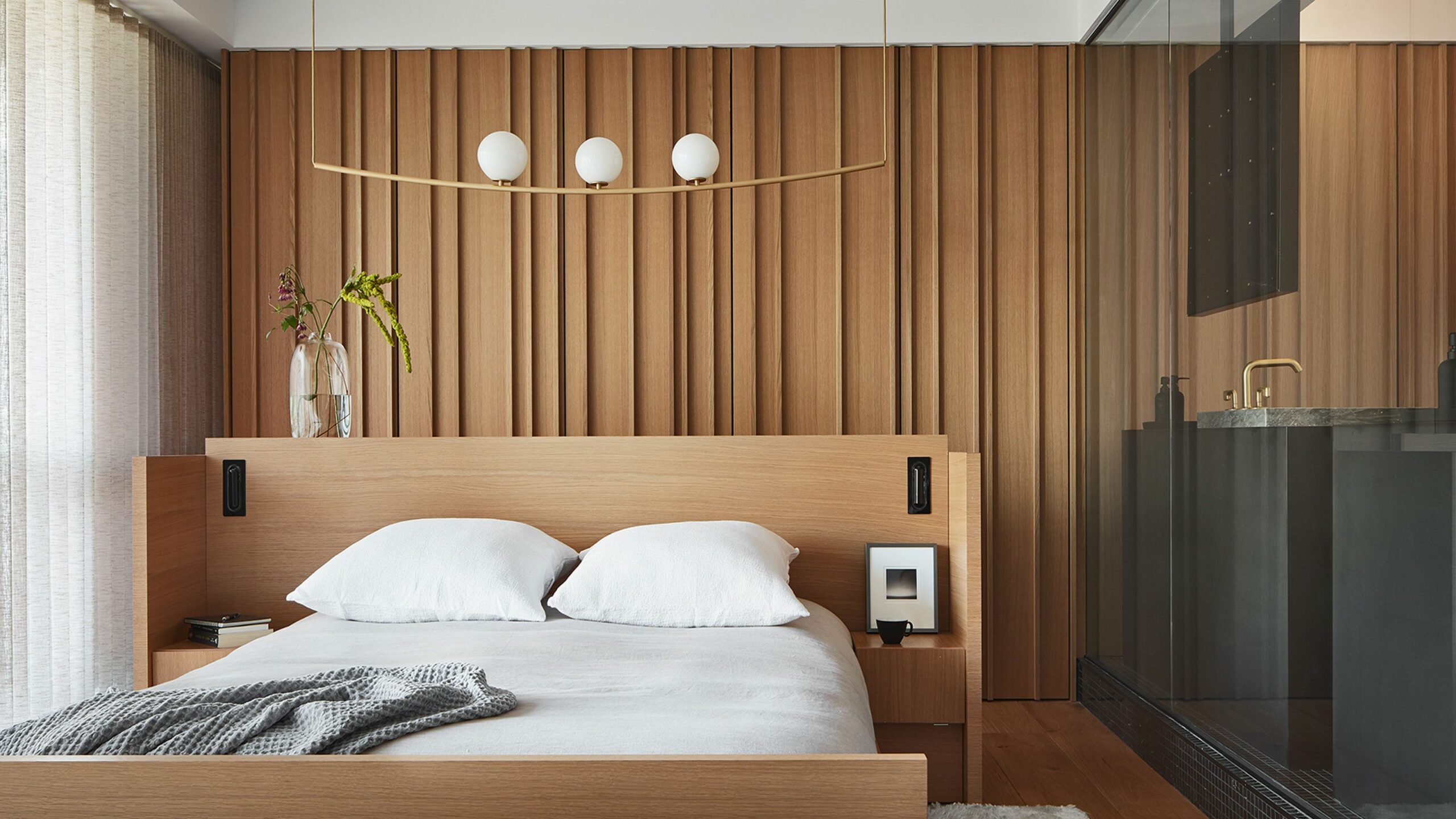 Bedroom Arrangement Ideas: Creating a Functional and Stylish Space