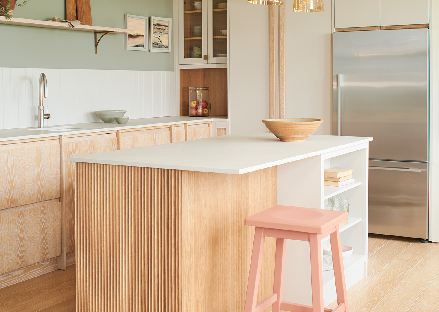 Minimalist Modern Kitchen Design: Sleek, Functional, and Stylish