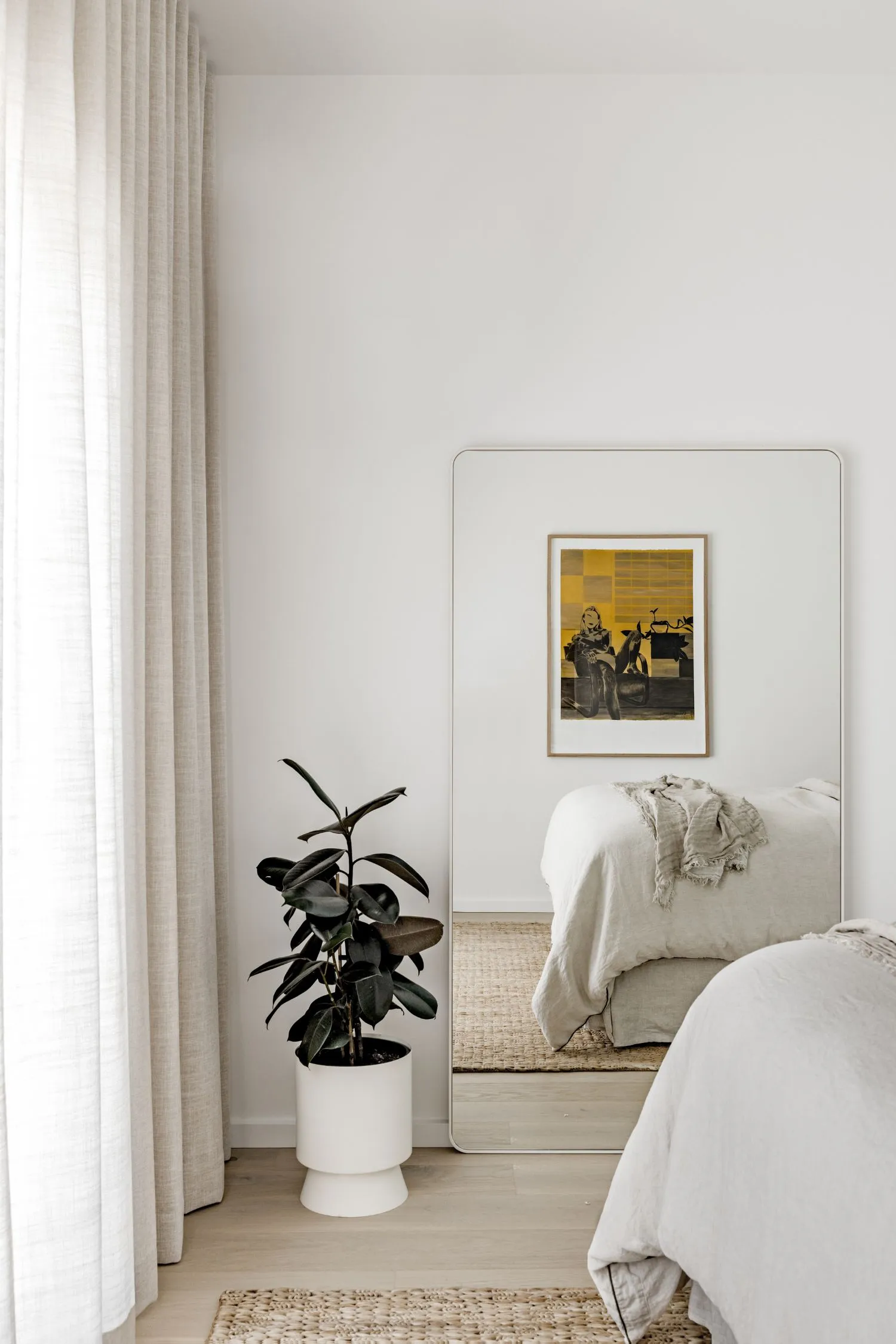 Minimalist Ideas for Bedroom