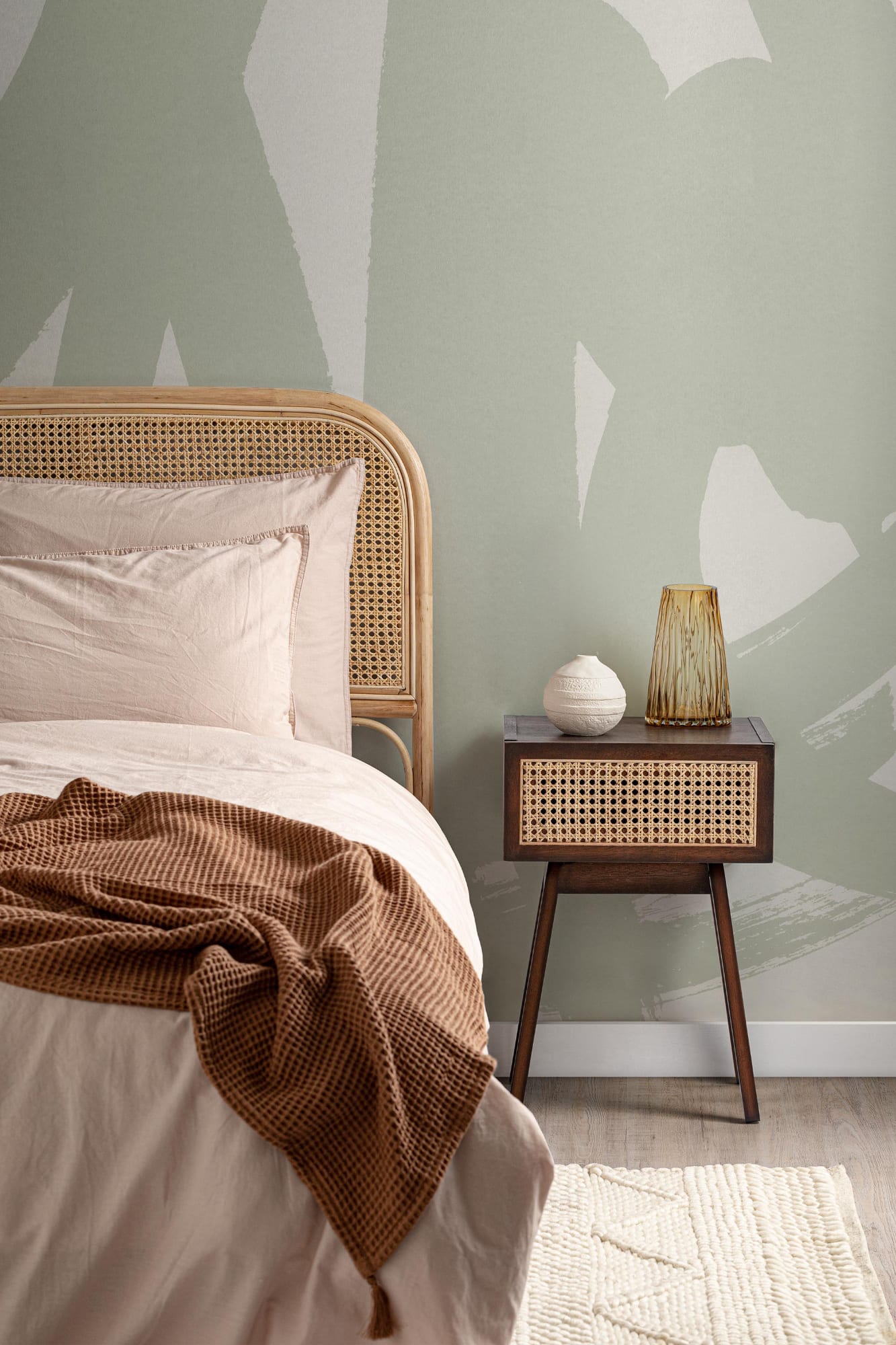 How to Achieve a Calm Bedroom with Minimalist Design Ideas