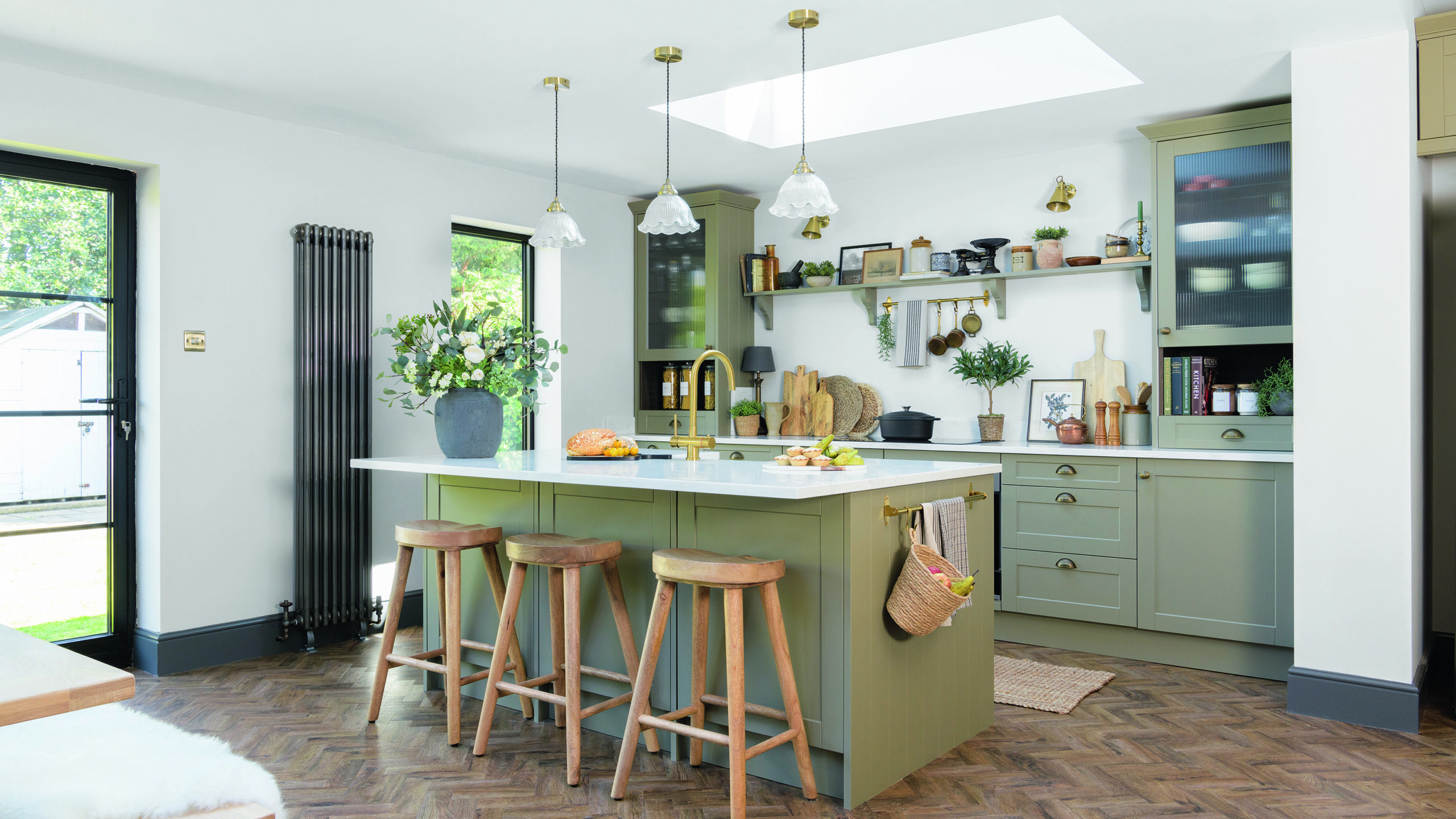 Minimalist Design Kitchen: Creating a Clean, Functional, and Timeless Space