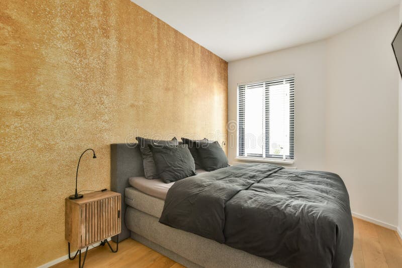 How to Use Minimalism to Create a Quiet, Peaceful Bedroom Sanctuary