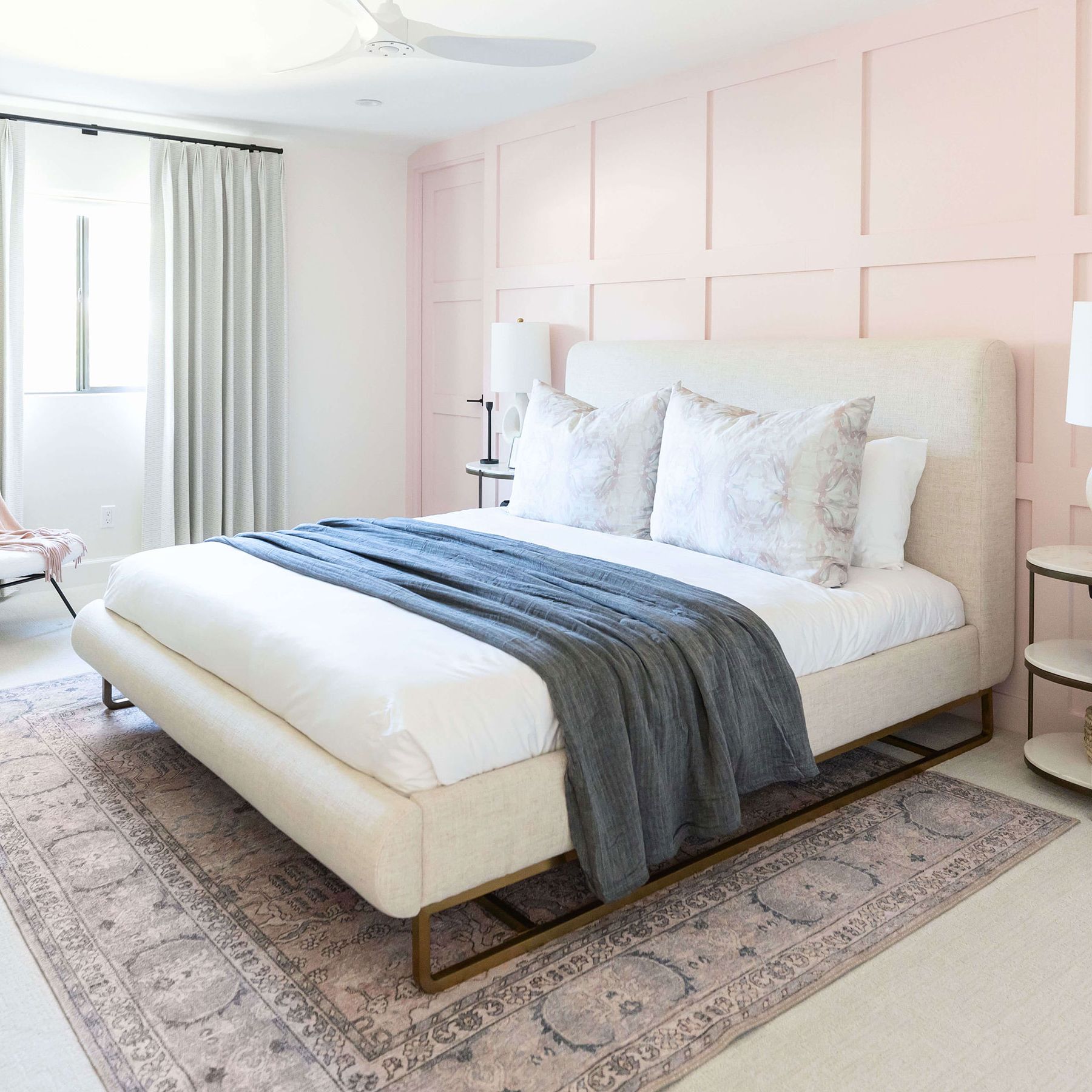 Minimalist Bedroom Ideas for a Simple Yet Beautiful Look