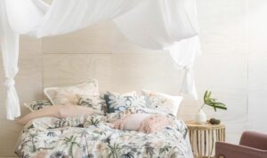 Bedroom Couple Decorating Ideas: Creating a Cozy, Romantic, and Personalized Space