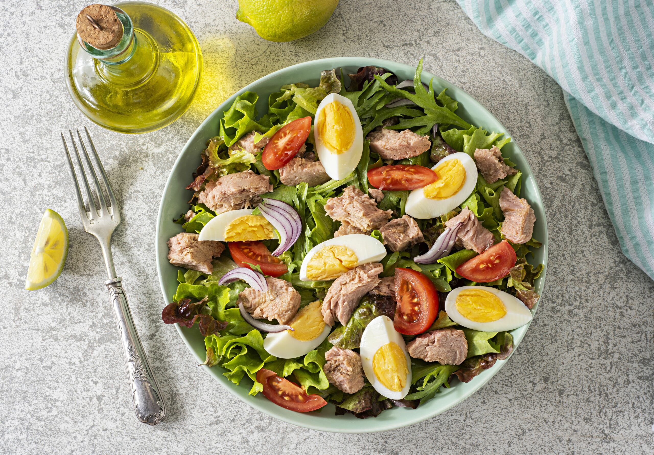 A complete guide to preparing healthy salads that are mouth-watering